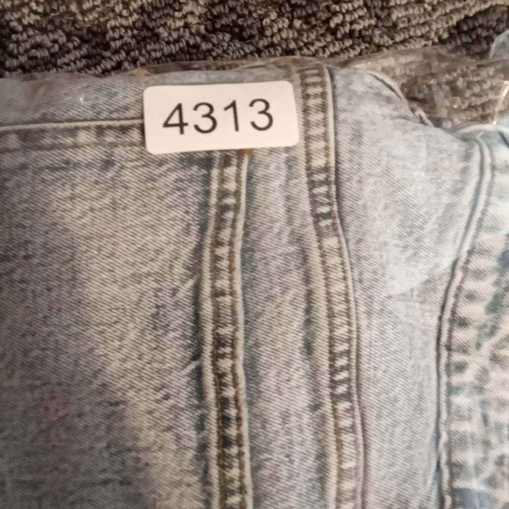 Abercrombie & Fitch The Mom High Rise Curve Love Womens Jeabs Size 22 - Picture 8 of 8